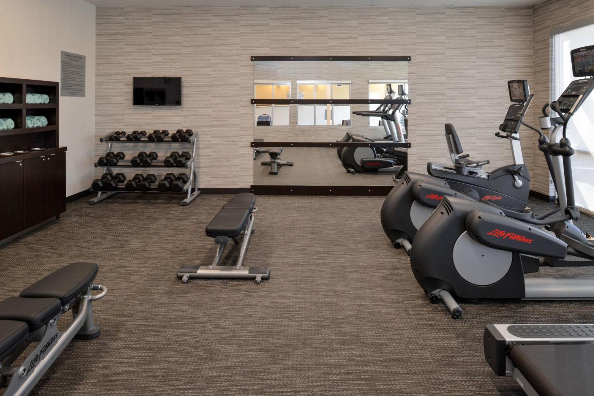 Courtyard By Marriott St. Louis St. Peters Otel Saint Peters Dış mekan fotoğraf