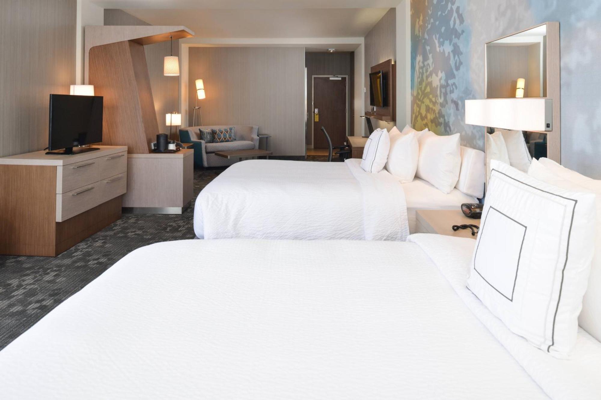Courtyard By Marriott St. Louis St. Peters Otel Saint Peters Dış mekan fotoğraf