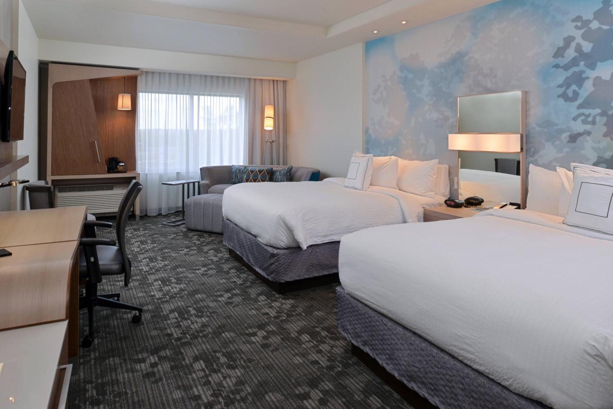 Courtyard By Marriott St. Louis St. Peters Otel Saint Peters Dış mekan fotoğraf